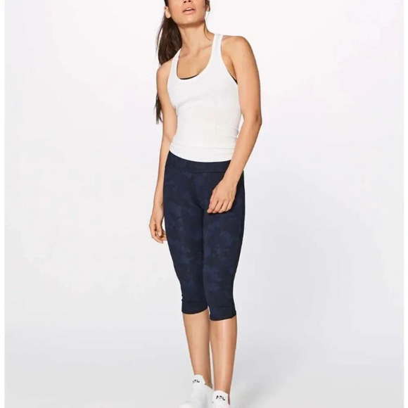 Lululemon Train Times Crop Camouflaged Midnight Navy Black W6AK0S Leggings 6 - Picture 3 of 11
